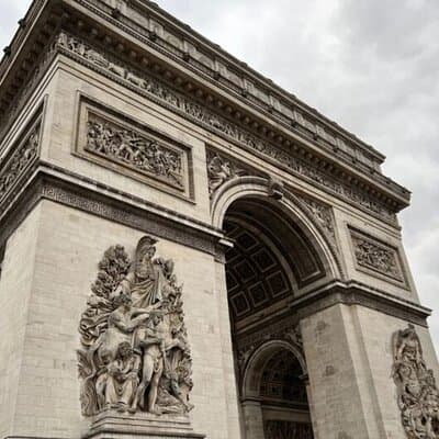 Private Highlights of Paris Tuk-Tuk Experience 5