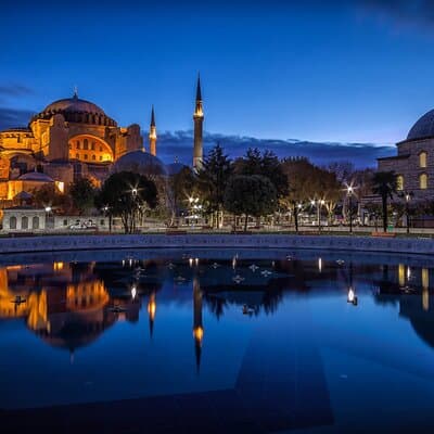 Private Istanbul Old City Tour: Hagia Sophia & Blue Mosque & More