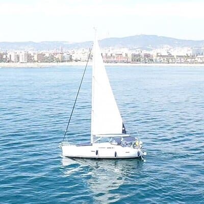 Barcelona 1-hour Private Boat Trip with Cava and Snacks 5