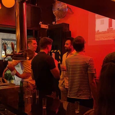 Go out like a local, pub Crawl / Tour in Raval - Barcelona