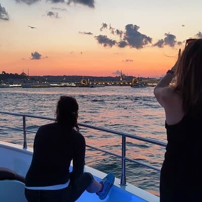 SUNSET CRUISE of Bosphorus at Deluxe Yacht in Istanbul 5