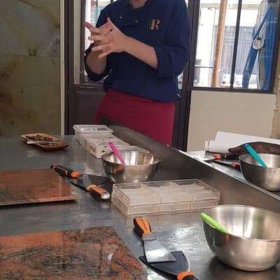 Become a Chocolate Master! Chocolate Bar Workshop in Paris 3