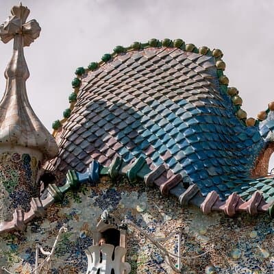 Gaudí & Catalan Modernism Private Walking Tour 2