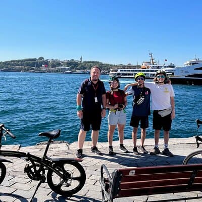 3-Hour Private Bike Tour in Istanbul 2