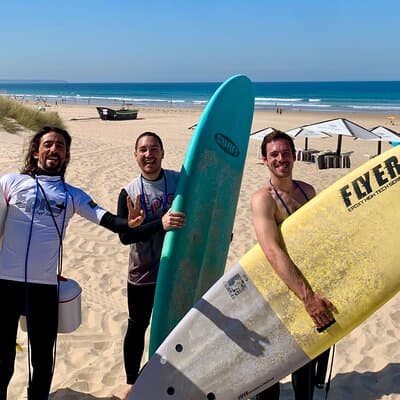 Priv Half Day Surf_full gear round & round trip transport_Lisbon 2