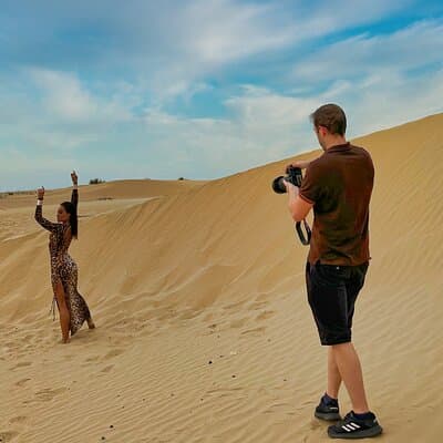 Dubai: Private Photoshoot with Hotel Pickup & Drop-off