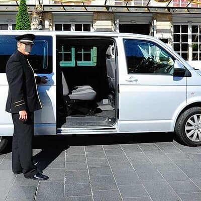 Private Transfer from Barcelona Cruise Port to Barcelona Hotels 3