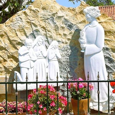 Pilgrimage to Fatima from Lisbon : Sanctuary and Basilica 5