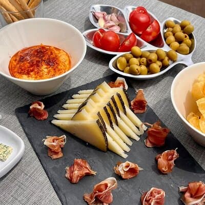 Barbecue in a penthouse in the center of Barcelona with a chef 2