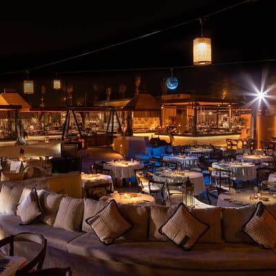 Dubai Private 4x4 Desert Safari with Traditional Dinner Options 4