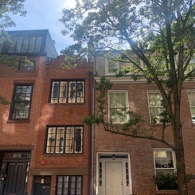Guided Tour in the West Village of New York City 3