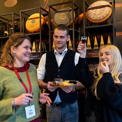 Amsterdam : Guided Cultural Food Tour 2