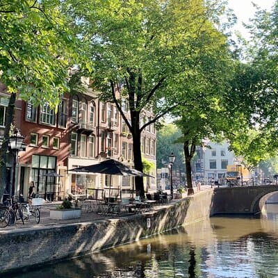 Amsterdam: Hidden Gems Walking Tour in German 2