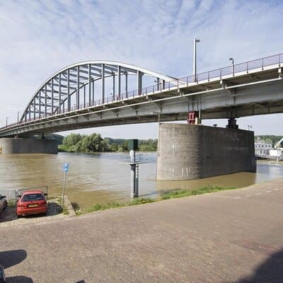 Small group WWII Tour: Nazi concentration Camp & Battle of Arnhem