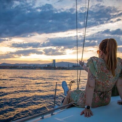 Sunset Sailing Tour in Barcelona