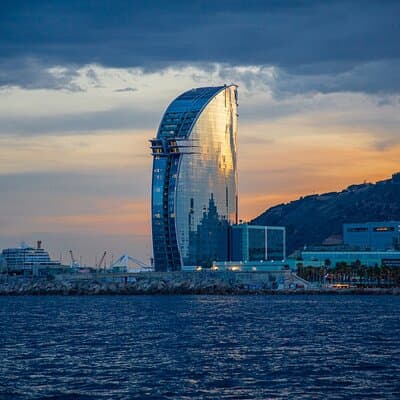 Sunset Sailing Tour in Barcelona 2