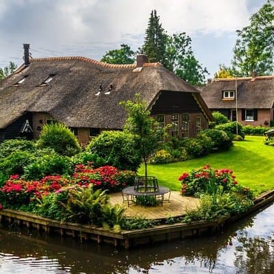 Private Tour Giethoorn Windmill Zaanse -English Cantones chinese 4