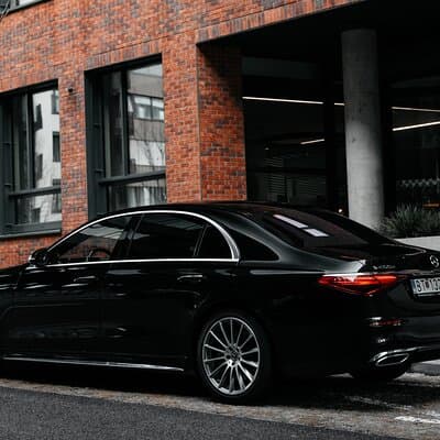 From Heathrow Airport to Southampton Private Chauffeur Service 4