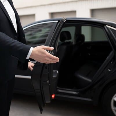 Taxi: Heathrow Airport To or From London 4
