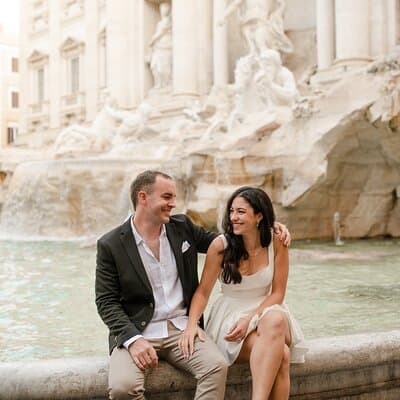 Sunny Photoshoot with a Local in the Heart of Rome