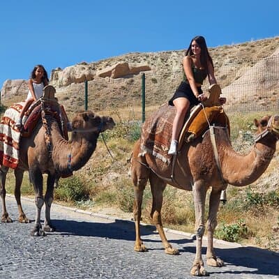 2 Days Cappadocia Tour in Spanish with 2 internal flights