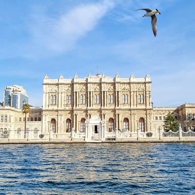 Istanbul Guided Dolmabahçe Palace and Sunset Bosphorus Tour