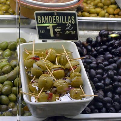 A Day in Sants Feasting Off the Grid