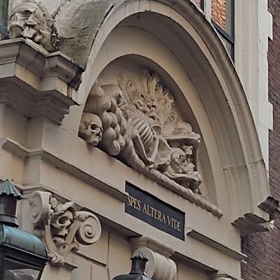 Walking Tour of Haunted Amsterdam 4