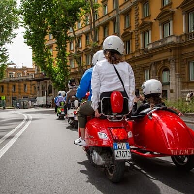Rome 3-Hour Evening Vespa Sidecar Tour with Gourmet Pizza Tasting 4