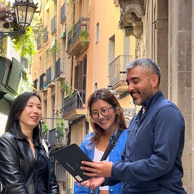 Barcelona Gothic Quarter Tour (Small Group) 5