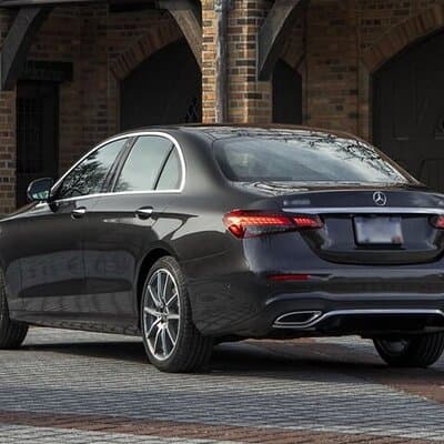 Transfer from Barcelona City to Girones City by Private Sedan 3