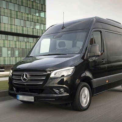 Arrival Private Transfer Amsterdam Airport to Amsterdam City Center by Minibus 2