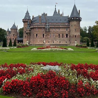 Small Group Tour to Muiderslot & Castle de Haar from Amsterdam 2