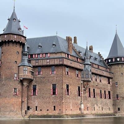 Small Group Tour to Muiderslot & Castle de Haar from Amsterdam 5