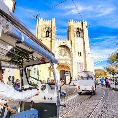 Lisbon Complete Tour! Eco TukTuk Private Guided 2