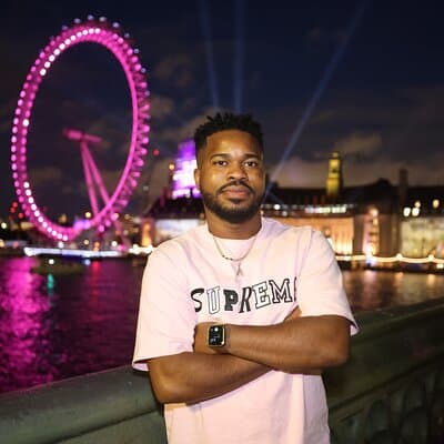 60-Minute Private Photoshoot Tour near Bigben and London Eye 4