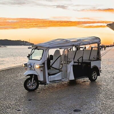 Lisbon Medieval Hills Private Tour on Tuk-Tuk 2