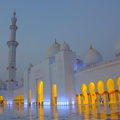 Abu Dhabi Private Sightseeing Tour with a Professional Driver 3