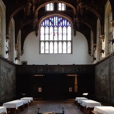 Private Guided Tour Secrets of the Six Wives Hampton Court Palace