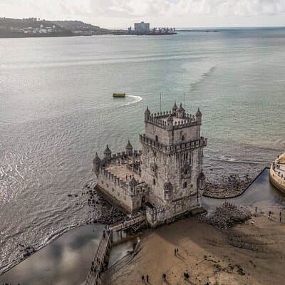 Belém in 2h: History, Monuments and Pastries by Tuk Tuk 4