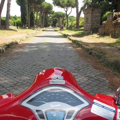 Rome Vespa Primavera 125 cc Rental - 72 Hours Rental 5