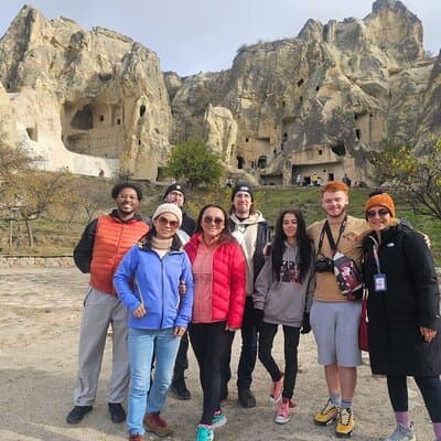 4 Days Istanbul & Cappadocia with Cave Hotel + Optional Balloon 2