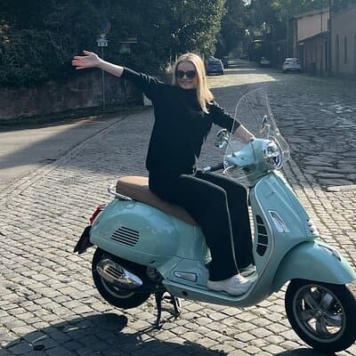 Vespa Tour in Rome Driven by Us with Optional Pick Up 5