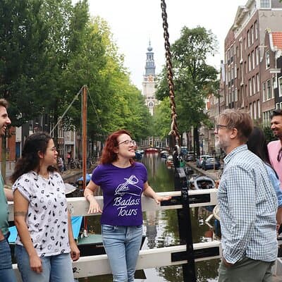 Small-Group Women's History Tour in Amsterdam 3