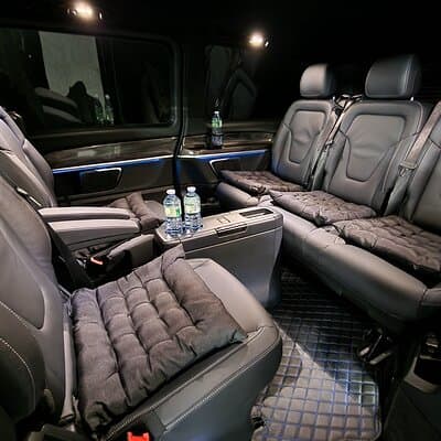 Private Transfer Paris Hotel to Train Station by V-Class 2