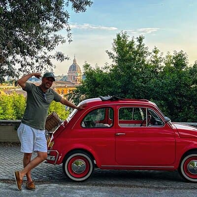 Private Fiat Vintage Tour in Rome 4