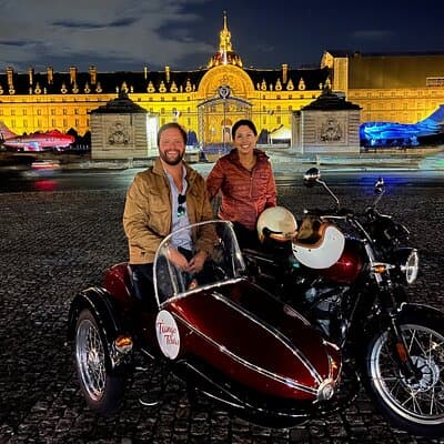 Private Sidecar Tour of Paris at Night with drinks 3