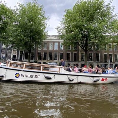 Amsterdam: The Bulldog Boat Tour, Smoke-Friendly incl. 2 Drinks 2