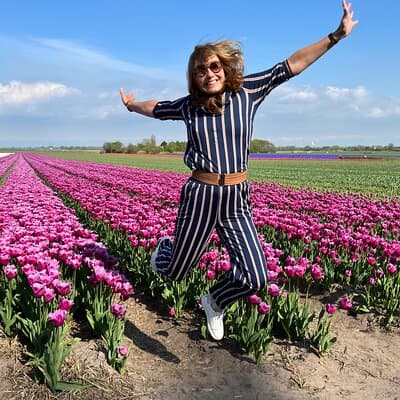 Private Guided Keukenhof Gardens and Zaanse Schans Tour 4