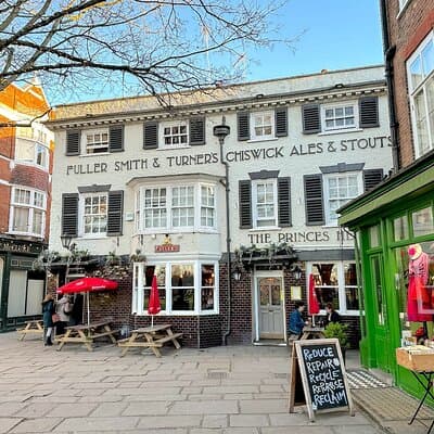 Ted Lasso Inspired Private 4-hour Tour in Richmond 2